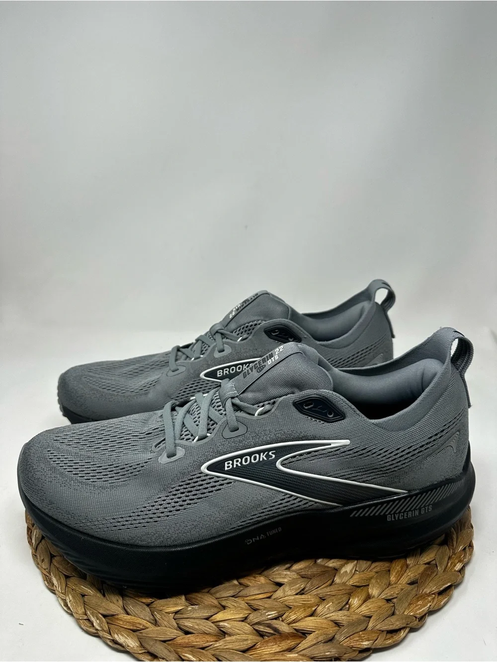 BROOKS Glycerin GTS 22 Running Shoes Primer Grey Ebony Bluewash Size 13 Men's